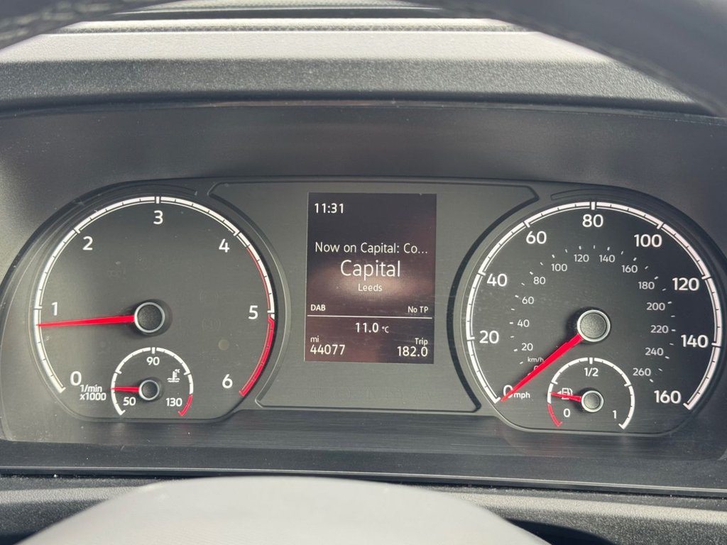 2023 Volkswagen Caddy Maxi — image 30