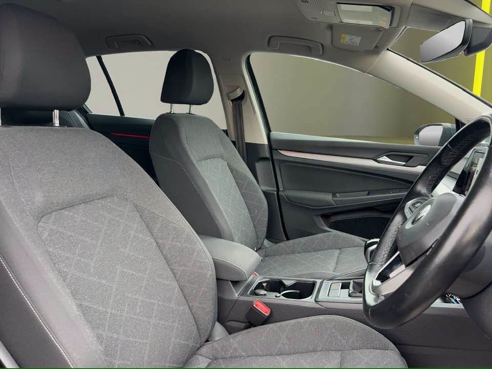 2021 VOLKSWAGEN GOLF 1.0 TSI Life Hatchback 5dr Petrol Manual Euro 6 (s/s) (110 ps) - vehicle photo 10 for sale on PureCar