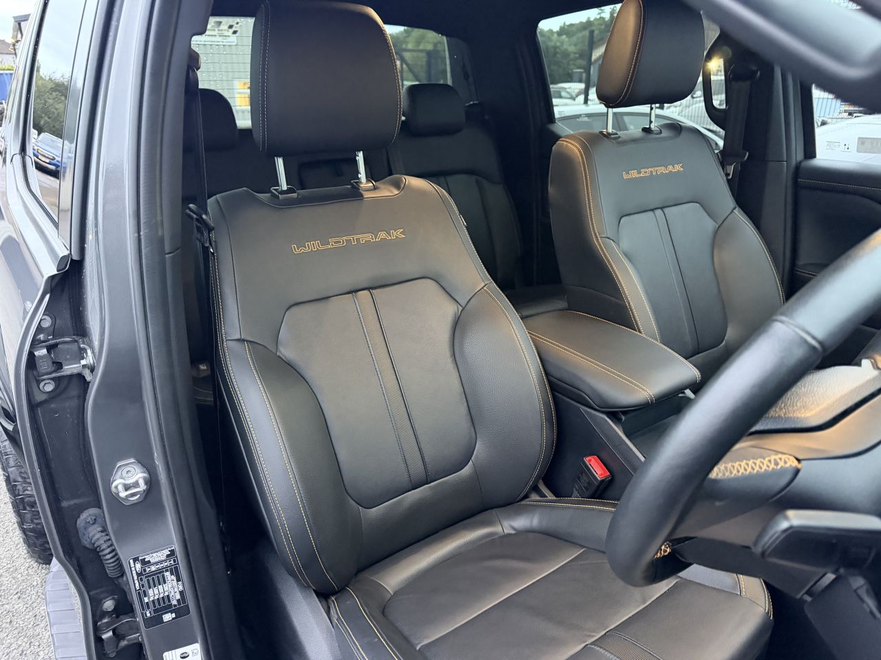 2024 FORD RANGER 2.0 TD EcoBlue Wildtrak Pickup Double Cab 4dr Diesel Auto 4WD Euro 6 (s/s) - vehicle photo 10 for sale on PureCar