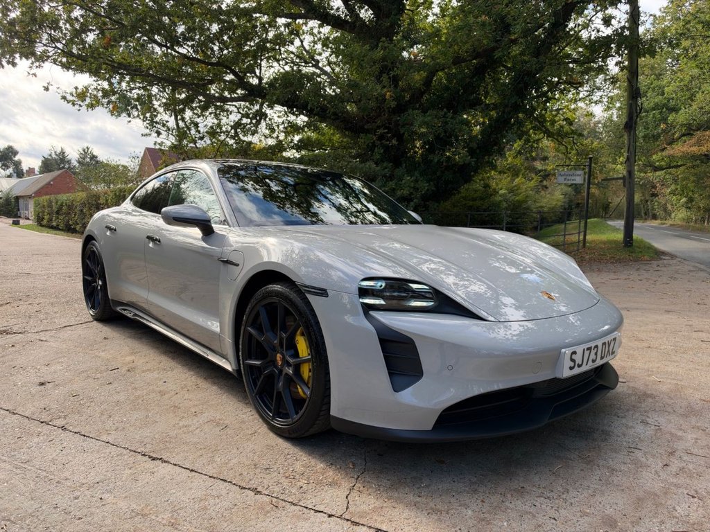 2023 Porsche Taycan