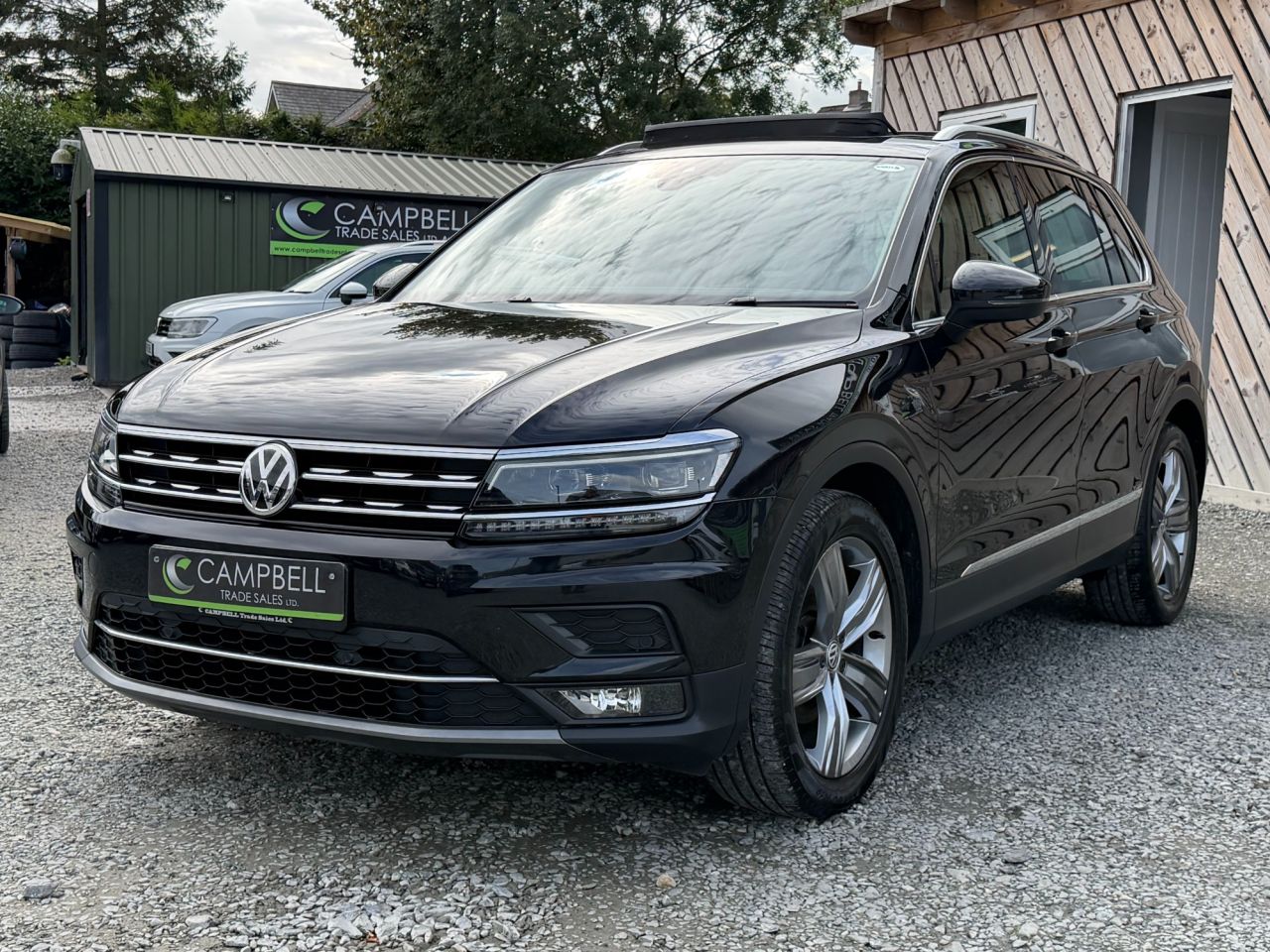 2018 VOLKSWAGEN TIGUAN 2.0 TDI SEL SUV 5dr Diesel Manual Euro 6 (s/s) (150 ps) - vehicle photo 3 for sale on PureCar