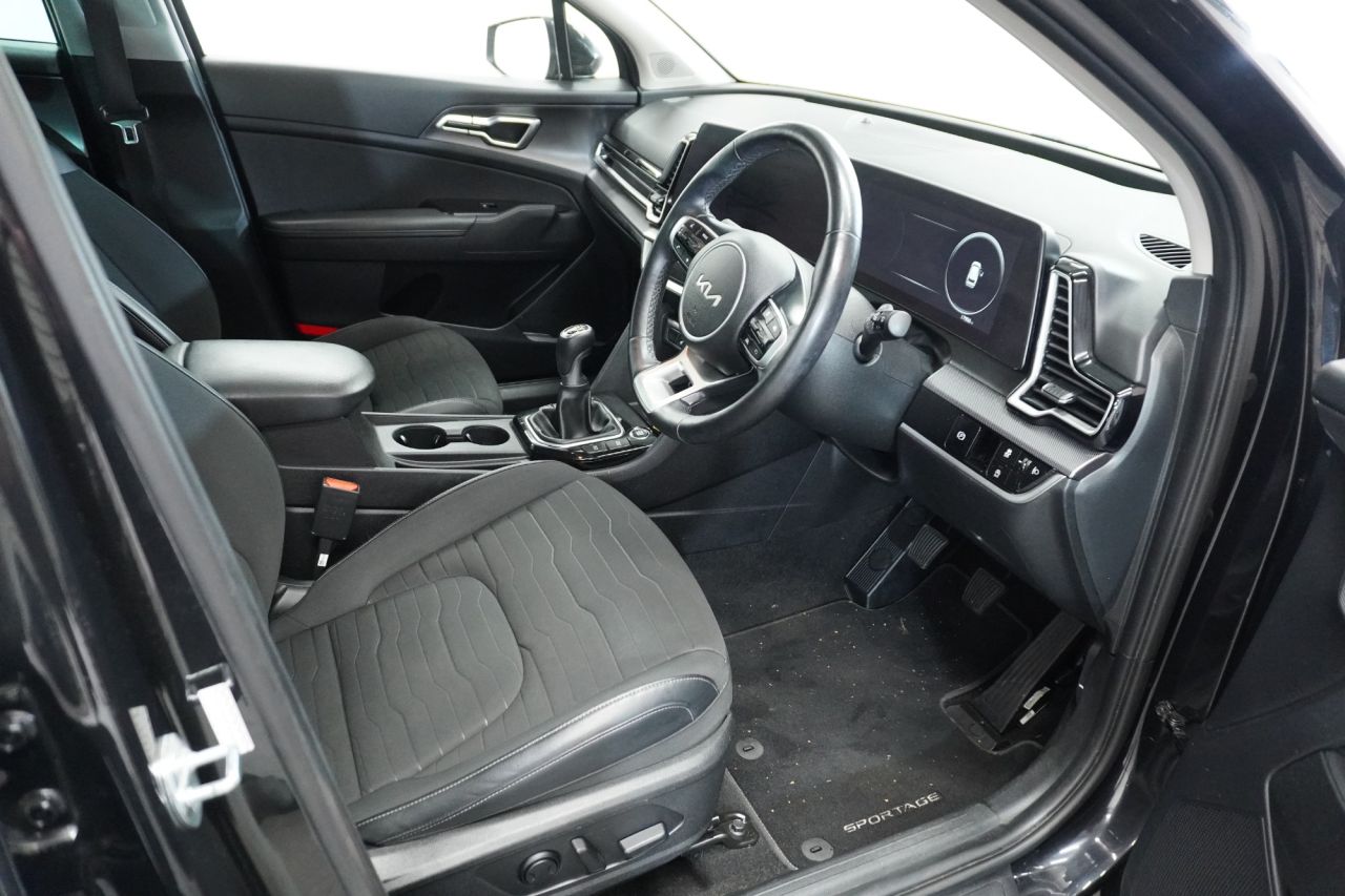 2022 KIA SPORTAGE 1.6 T-GDi Launch Edition SUV 5dr Petrol Manual Euro 6 (s/s) (148 bhp) High - vehicle photo 23 for sale on PureCar