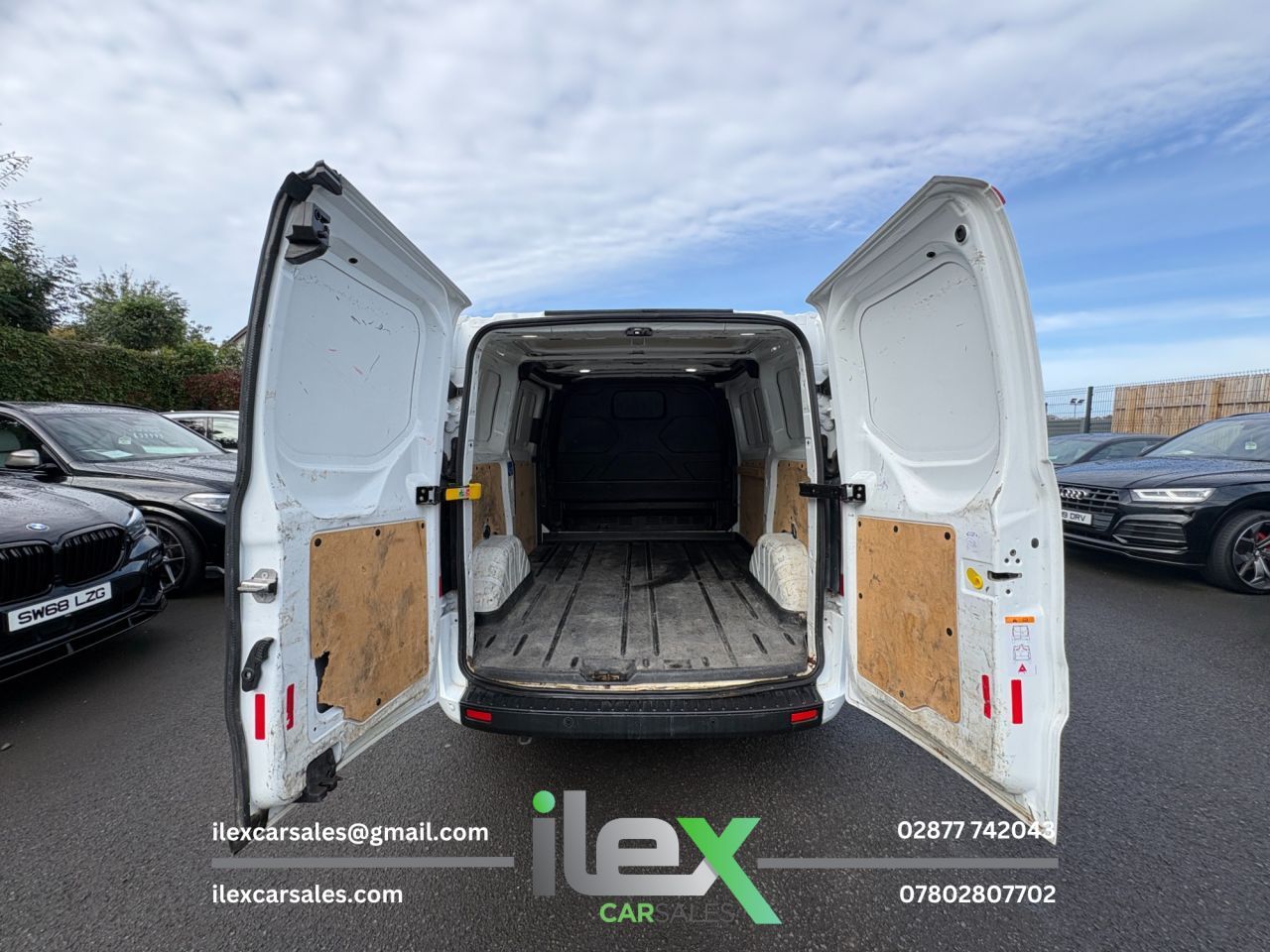 2020 FORD TRANSIT CUSTOM 2.0 300 EcoBlue Trend Panel Van 5dr Diesel Manual L1 H1 Euro 6 (s/s) (105 p - vehicle photo 12 for sale on PureCar