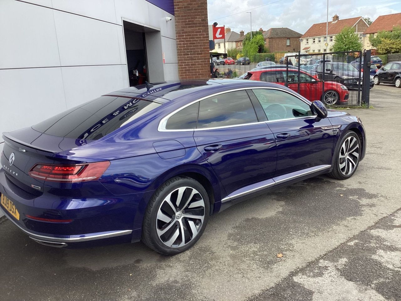2019 VOLKSWAGEN ARTEON 2.0 TSI R-Line Fastback 5dr Petrol DSG 4Motion Euro 6 (s/s) (272 ps) ONLY 4 - vehicle photo 4 for sale on PureCar