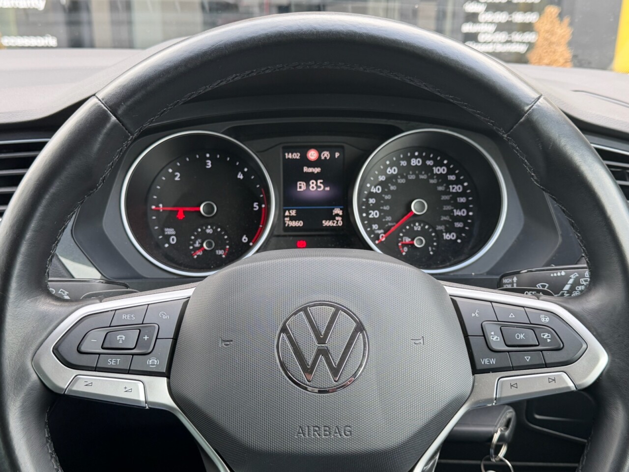 2021 VOLKSWAGEN TIGUAN 2.0 TDI Life SUV 5dr Diesel DSG Euro 6 (s/s) (150 ps) - vehicle photo 11 for sale on PureCar