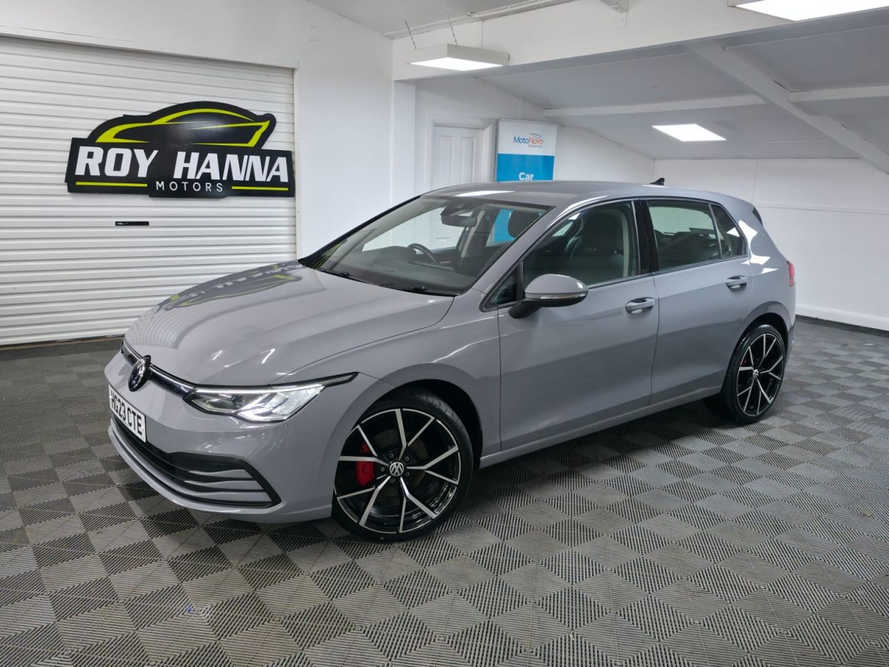 2023 VOLKSWAGEN GOLF 2.0 TDI Life Hatchback 5dr Diesel Manual Euro 6 (s/s) (115 ps) 1 Owner from - vehicle photo 2 for sale on PureCar
