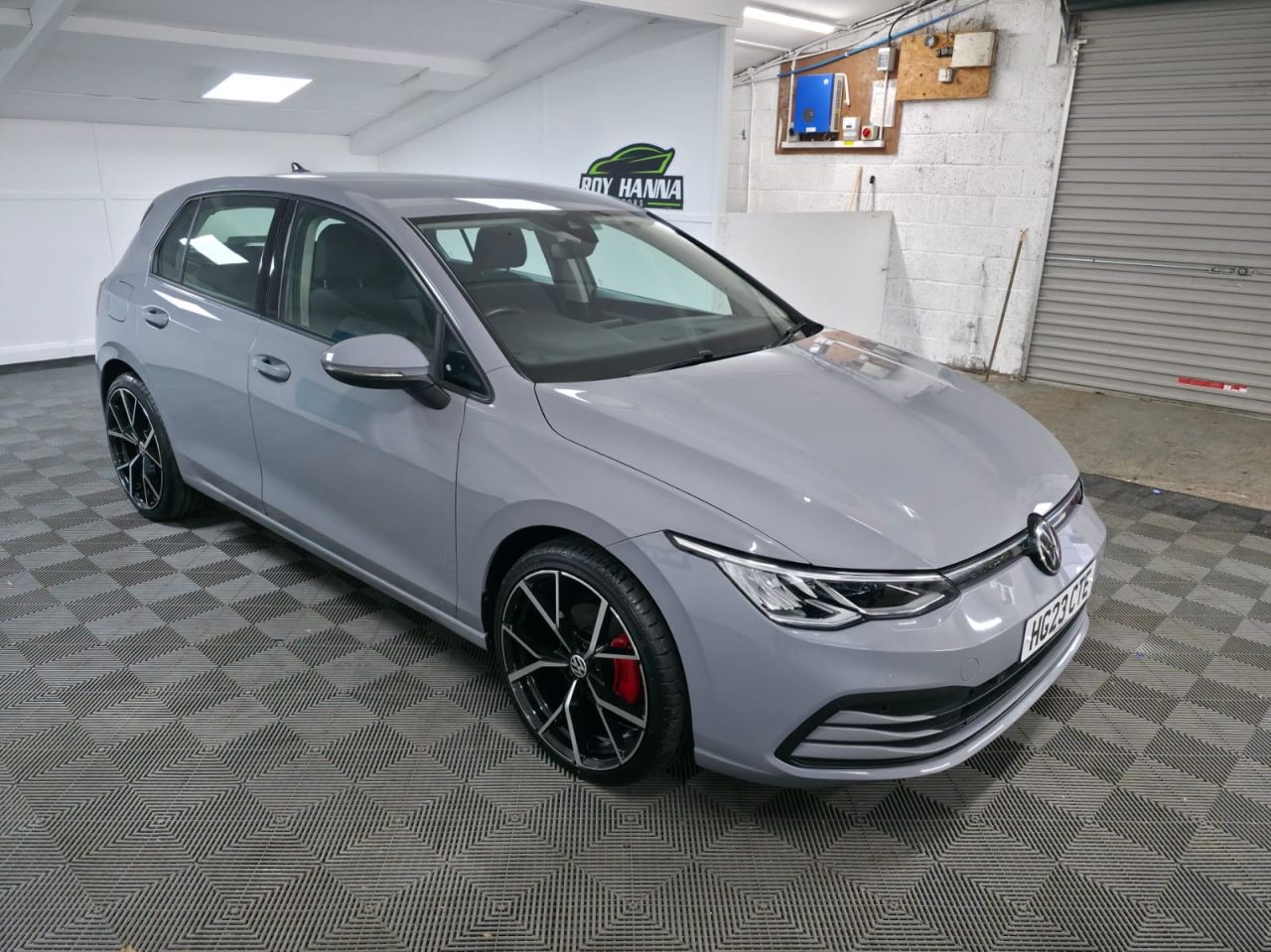 2023 VOLKSWAGEN GOLF 2.0 TDI Life Hatchback 5dr Diesel Manual Euro 6 (s/s) (115 ps) 1 Owner from - vehicle photo 8 for sale on PureCar