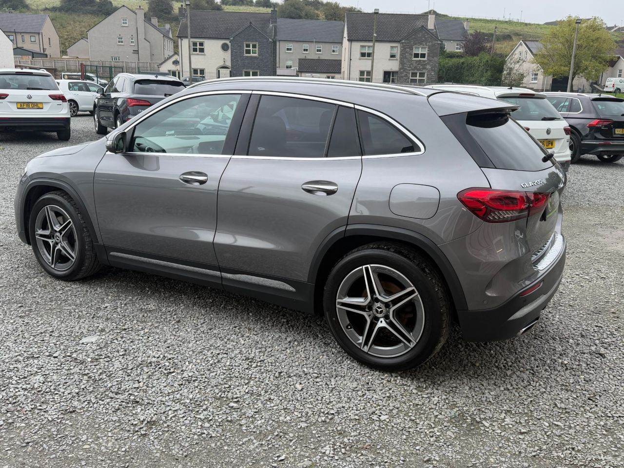 2021 MERCEDES GLA 2.0 GLA200d AMG Line (Premium) SUV 5dr Diesel 8G-DCT Euro 6 (s/s) (150 ps) - vehicle photo 4 for sale on PureCar