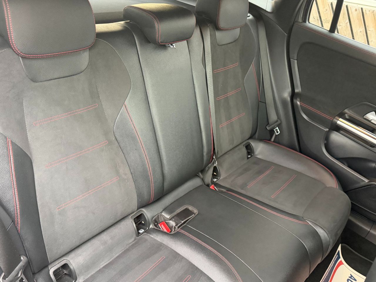 2021 MERCEDES GLA 2.0 GLA200d AMG Line (Premium) SUV 5dr Diesel 8G-DCT Euro 6 (s/s) (150 ps) - vehicle photo 7 for sale on PureCar