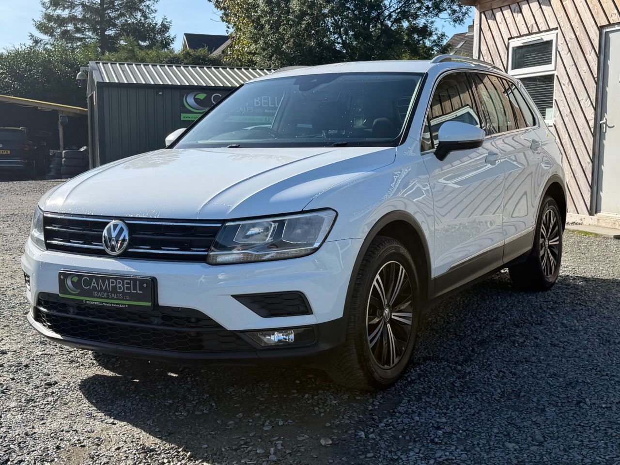 2018 VOLKSWAGEN TIGUAN 2.0 TDI SE Navigation SUV 5dr Diesel DSG 4Motion Euro 6 (s/s) (150 ps) - vehicle photo 2 for sale on PureCar