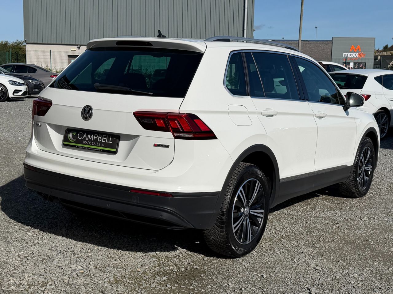 2018 VOLKSWAGEN TIGUAN 2.0 TDI SE Navigation SUV 5dr Diesel DSG 4Motion Euro 6 (s/s) (150 ps) - vehicle photo 5 for sale on PureCar