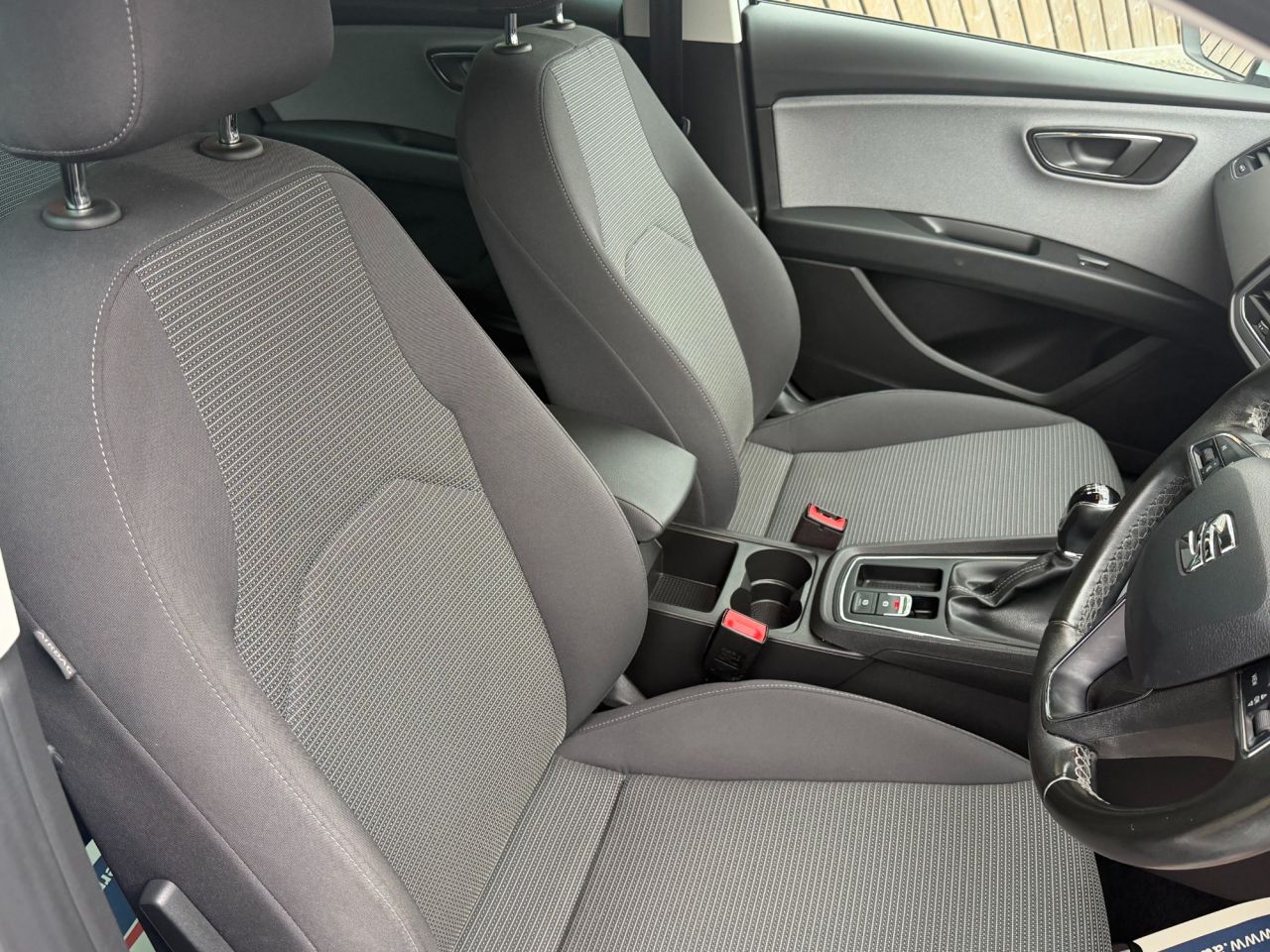 2020 SEAT LEON 1.0 TSI SE Dynamic Hatchback 5dr Petrol Manual Euro 6 (s/s) (115 ps) - vehicle photo 7 for sale on PureCar