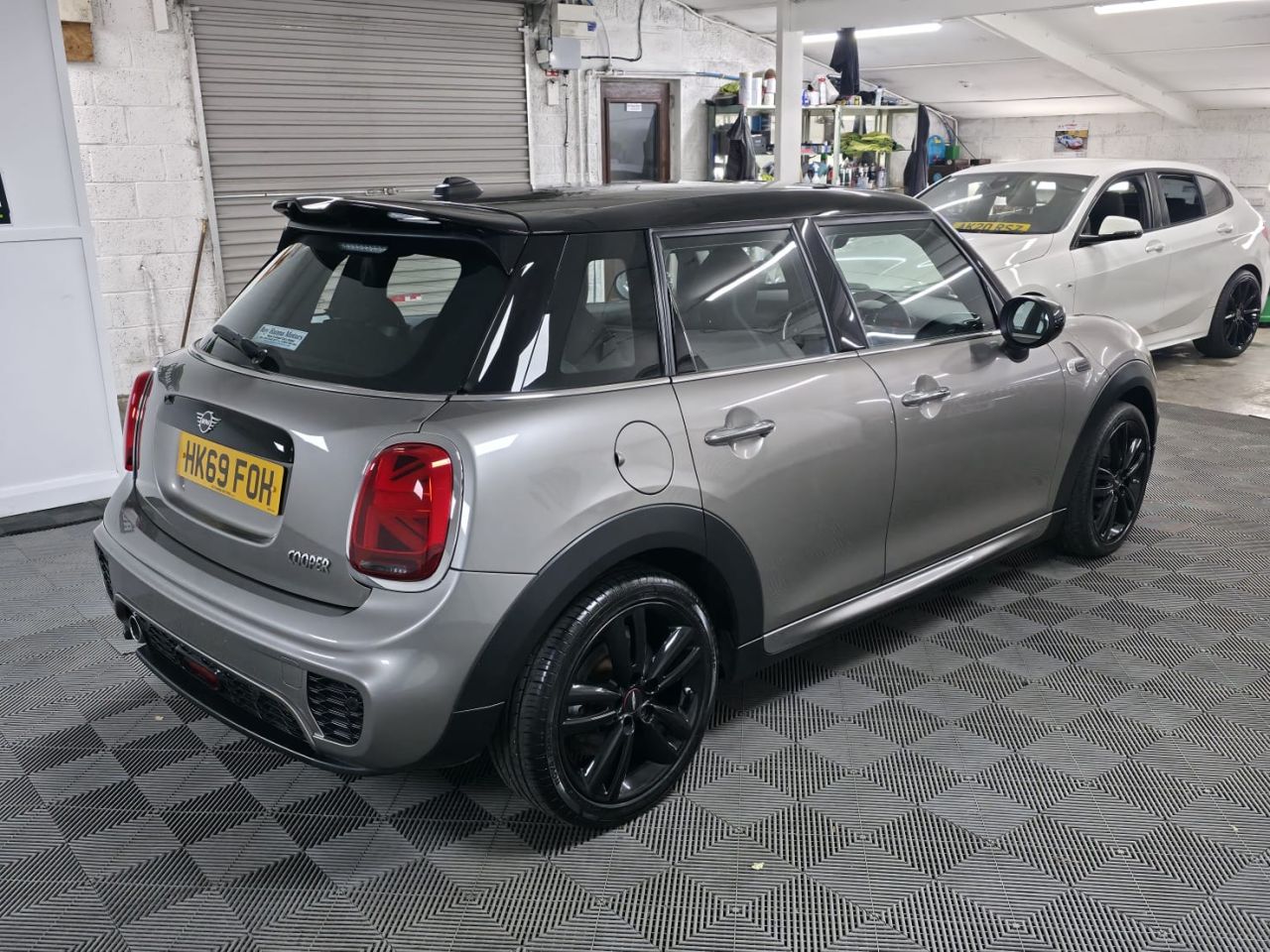 2019 MINI HATCH 1.5 Cooper Sport Hatchback 5dr Petrol Manual Euro 6 (s/s) (136 ps) 2 Owners - vehicle photo 6 for sale on PureCar