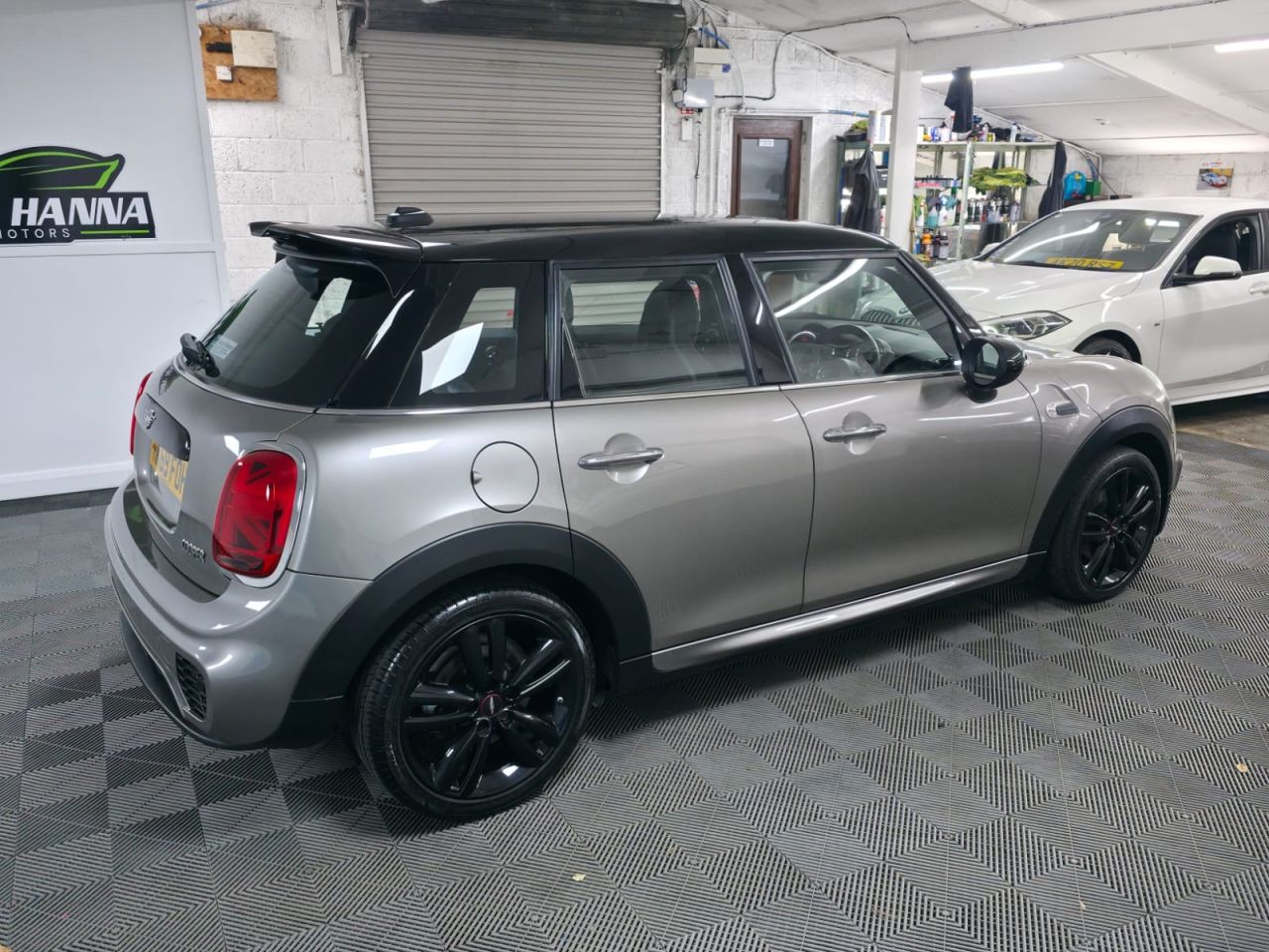 2019 MINI HATCH 1.5 Cooper Sport Hatchback 5dr Petrol Manual Euro 6 (s/s) (136 ps) 2 Owners - vehicle photo 7 for sale on PureCar