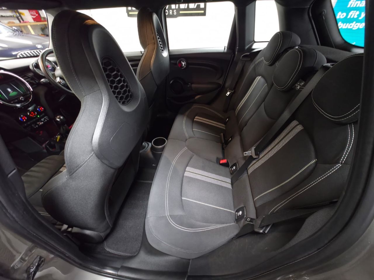 2019 MINI HATCH 1.5 Cooper Sport Hatchback 5dr Petrol Manual Euro 6 (s/s) (136 ps) 2 Owners - vehicle photo 14 for sale on PureCar