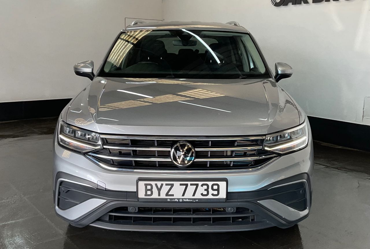 2022 VOLKSWAGEN TIGUAN ALLSPACE 1.5 TSI Life SUV 5dr Petrol DSG Euro 6 (s/s) (150 ps) - vehicle photo 2 for sale on PureCar
