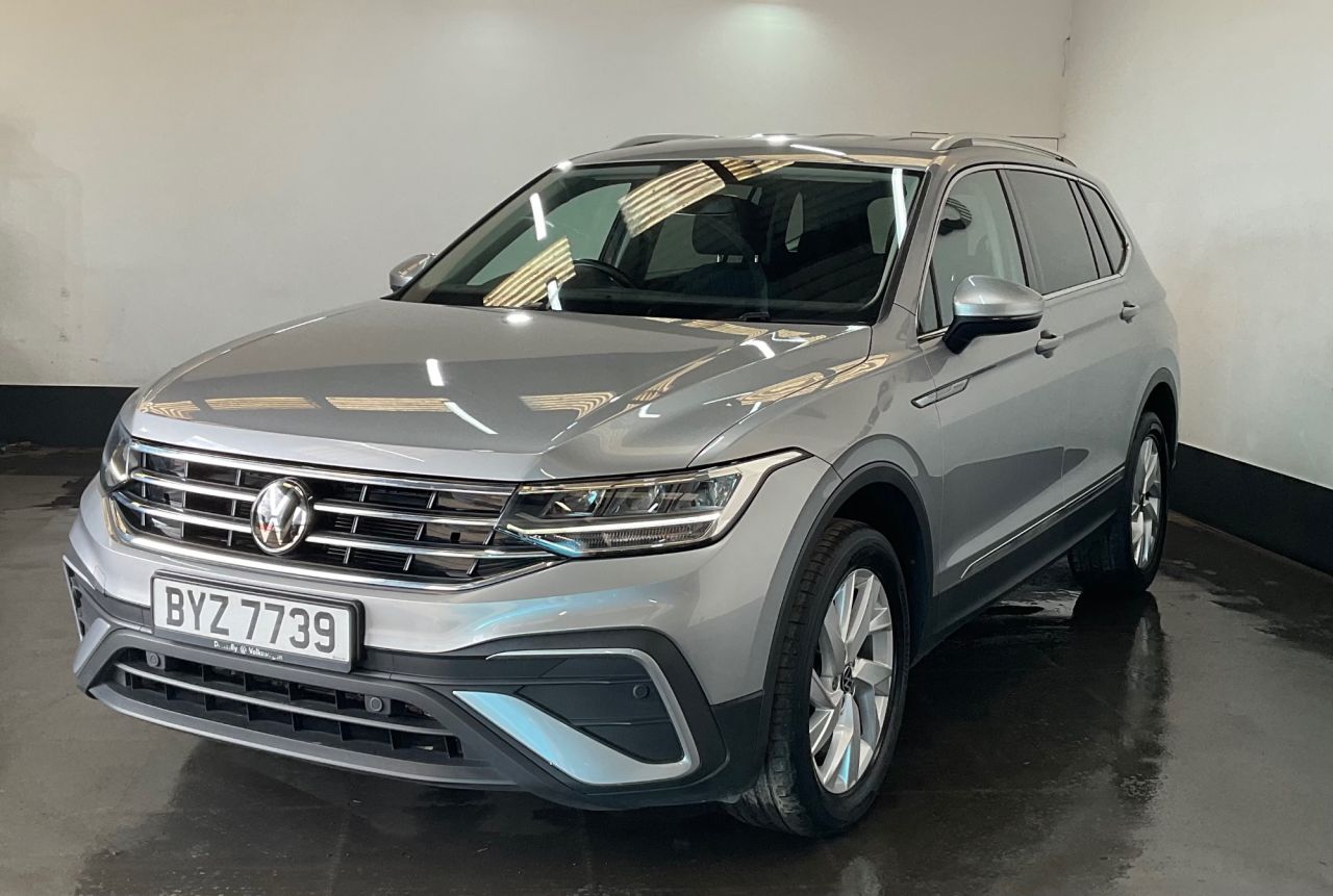 2022 VOLKSWAGEN TIGUAN ALLSPACE 1.5 TSI Life SUV 5dr Petrol DSG Euro 6 (s/s) (150 ps) - vehicle photo 3 for sale on PureCar