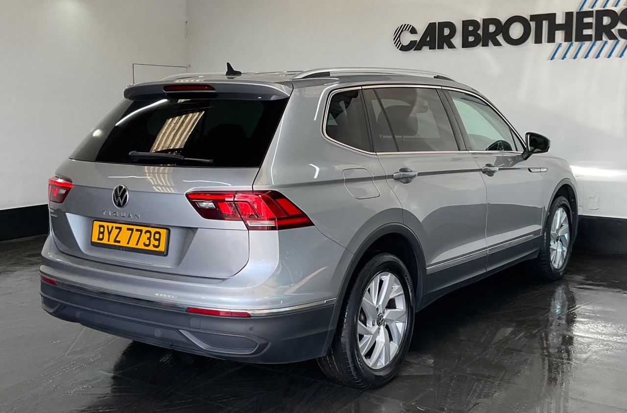 2022 VOLKSWAGEN TIGUAN ALLSPACE 1.5 TSI Life SUV 5dr Petrol DSG Euro 6 (s/s) (150 ps) - vehicle photo 4 for sale on PureCar