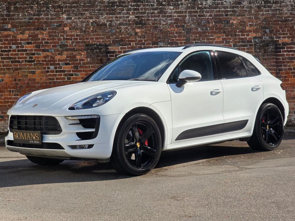 2016 Porsche Macan