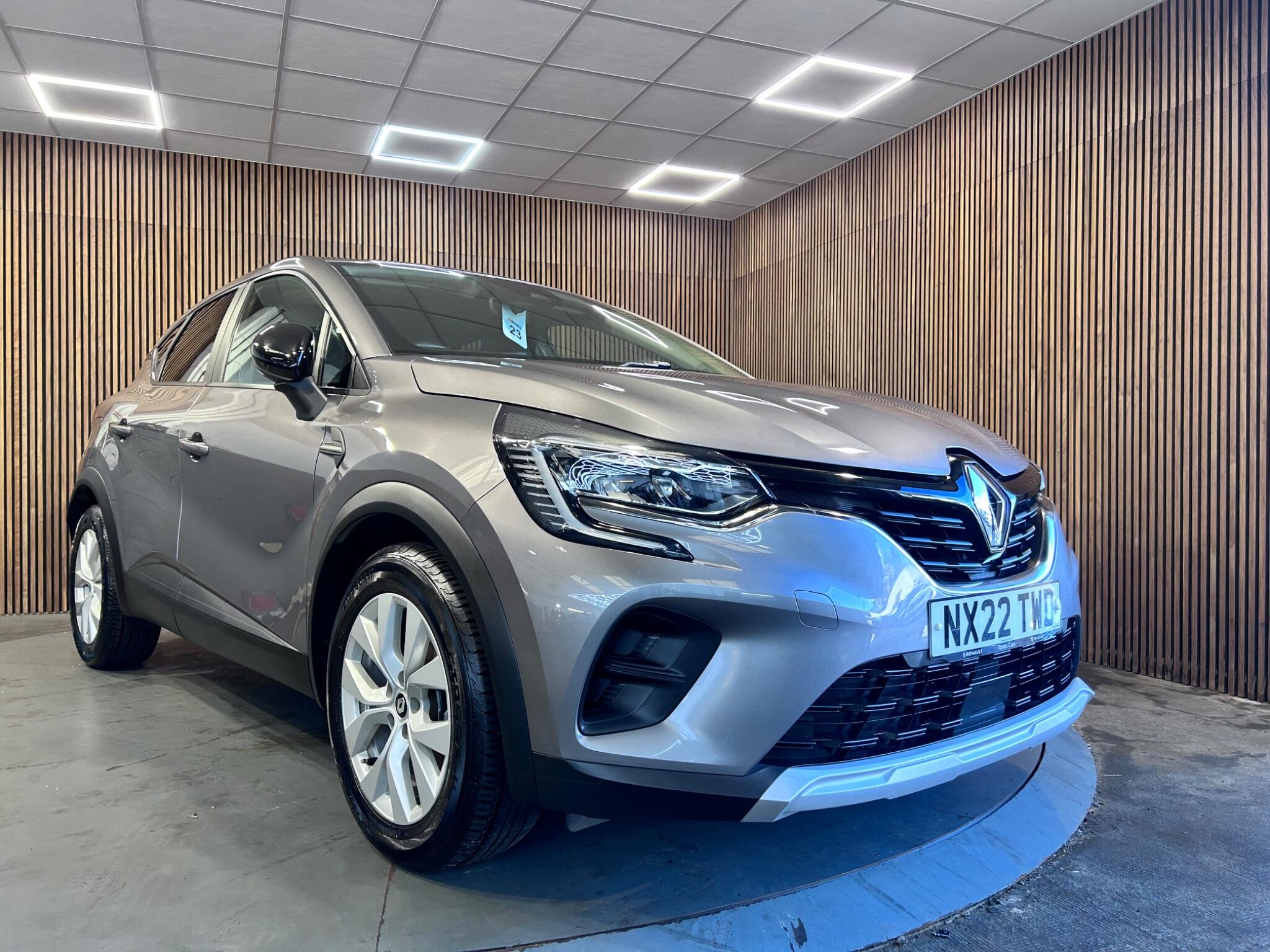 2022 RENAULT CAPTUR