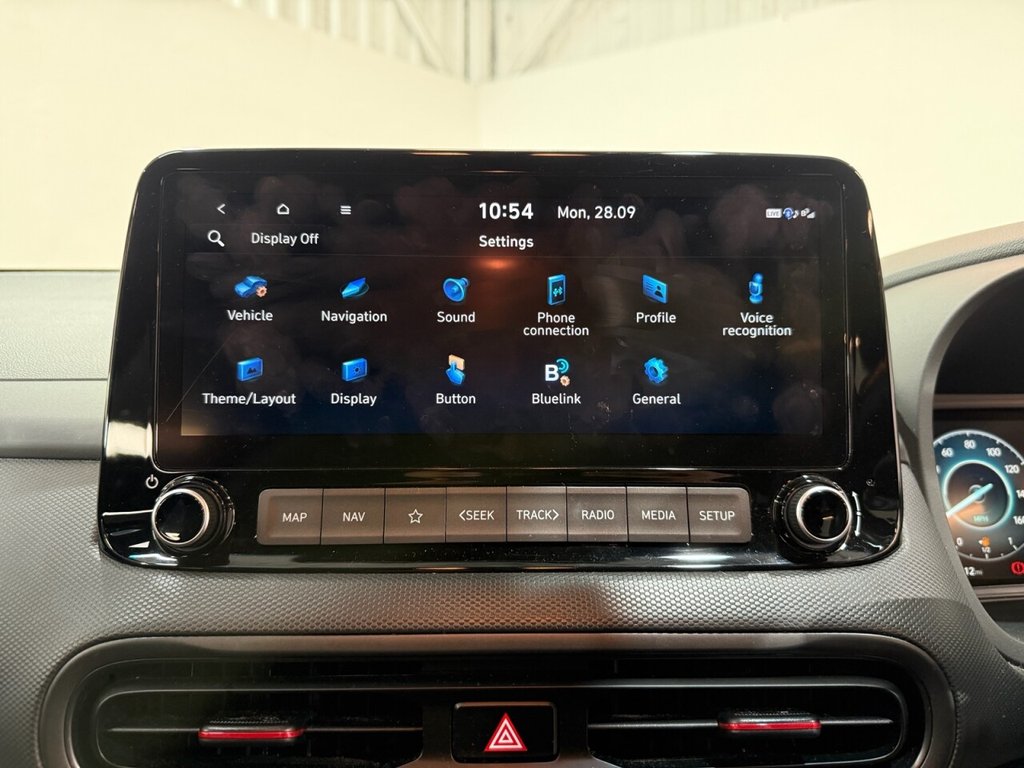 2022 Hyundai Kona — image 8