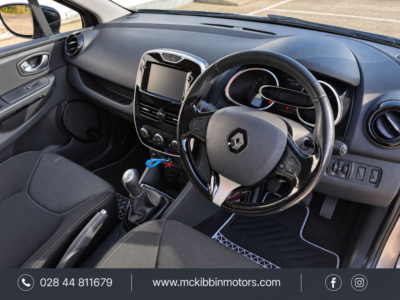 2016 RENAULT CLIO 0.9 TCe Dynamique Nav - vehicle photo 7 for sale on PureCar