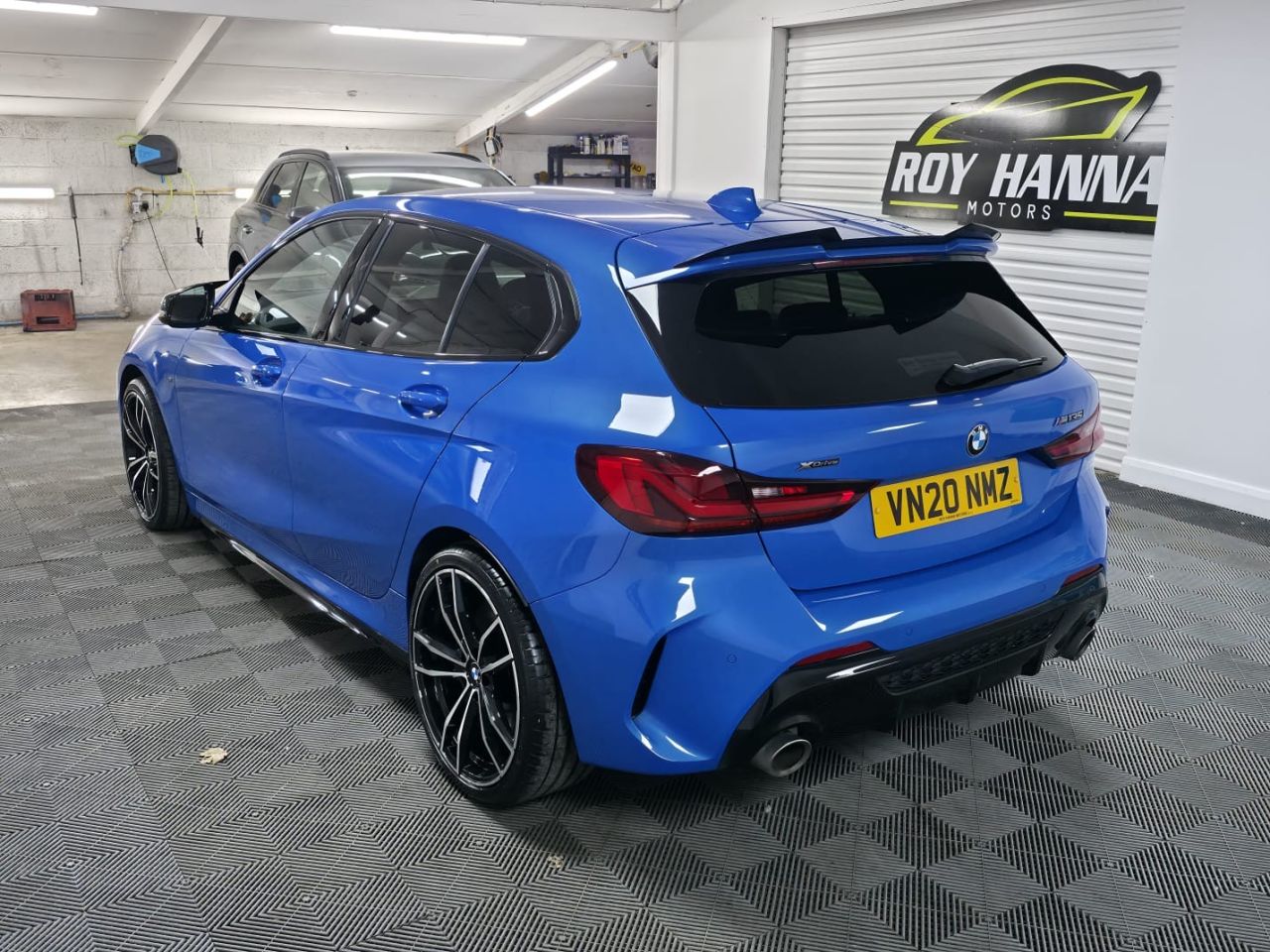 2020 BMW 1 SERIES 2.0 M135i Hatchback 5dr Petrol Auto xDrive Euro 6 (s/s) (306 ps) Cruise Con - vehicle photo 4 for sale on PureCar