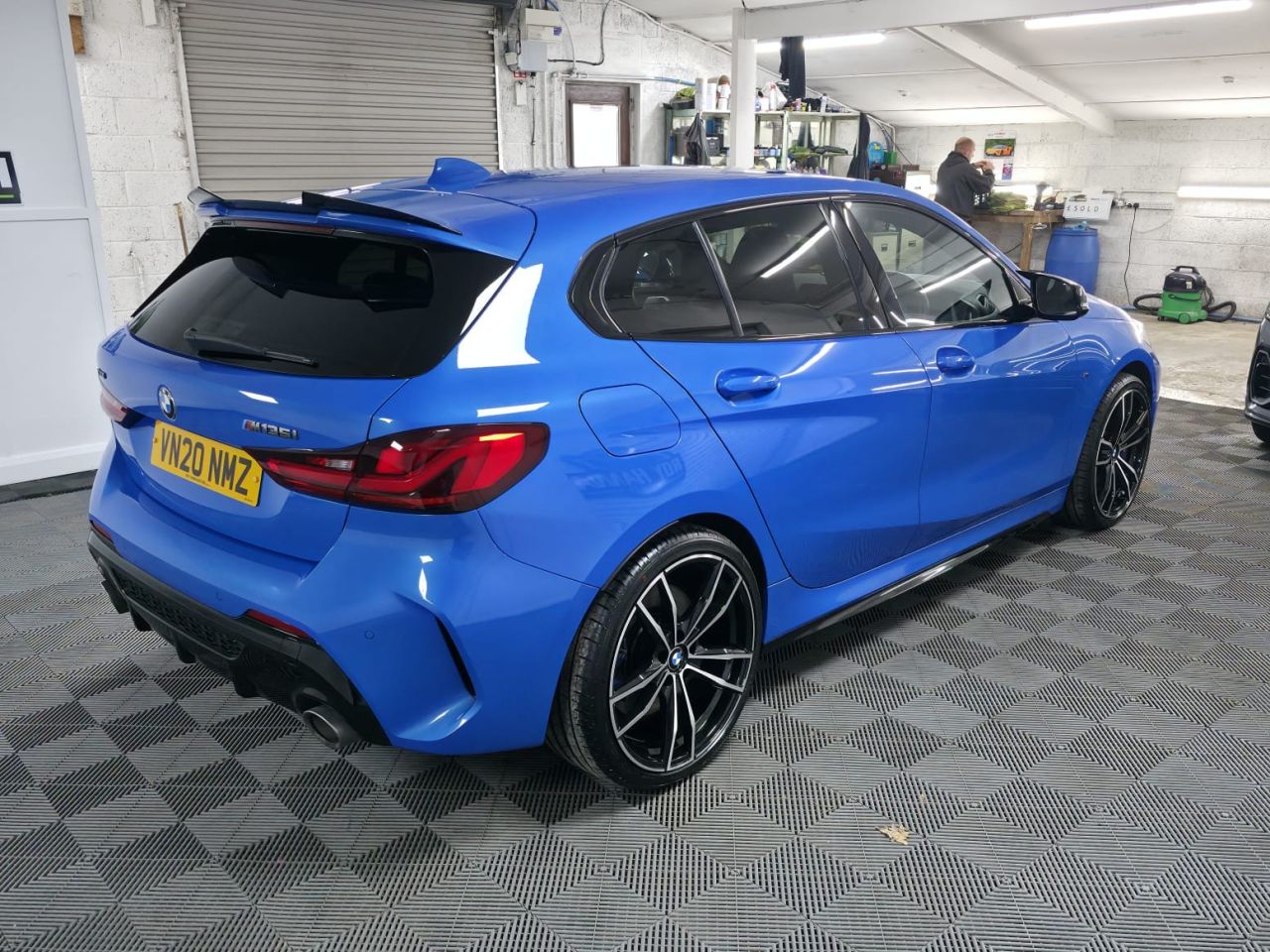 2020 BMW 1 SERIES 2.0 M135i Hatchback 5dr Petrol Auto xDrive Euro 6 (s/s) (306 ps) Cruise Con - vehicle photo 6 for sale on PureCar