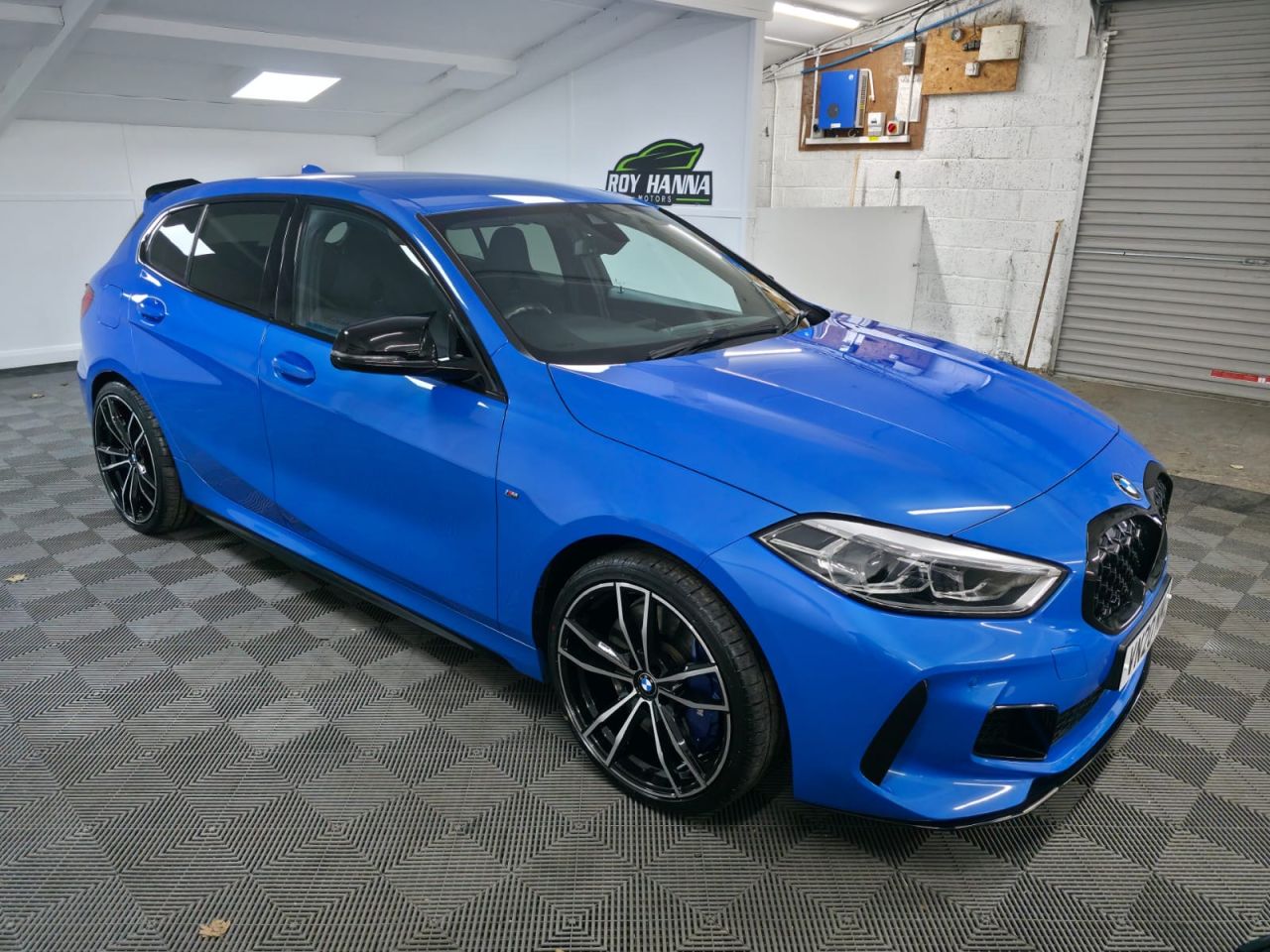2020 BMW 1 SERIES 2.0 M135i Hatchback 5dr Petrol Auto xDrive Euro 6 (s/s) (306 ps) Cruise Con - vehicle photo 8 for sale on PureCar