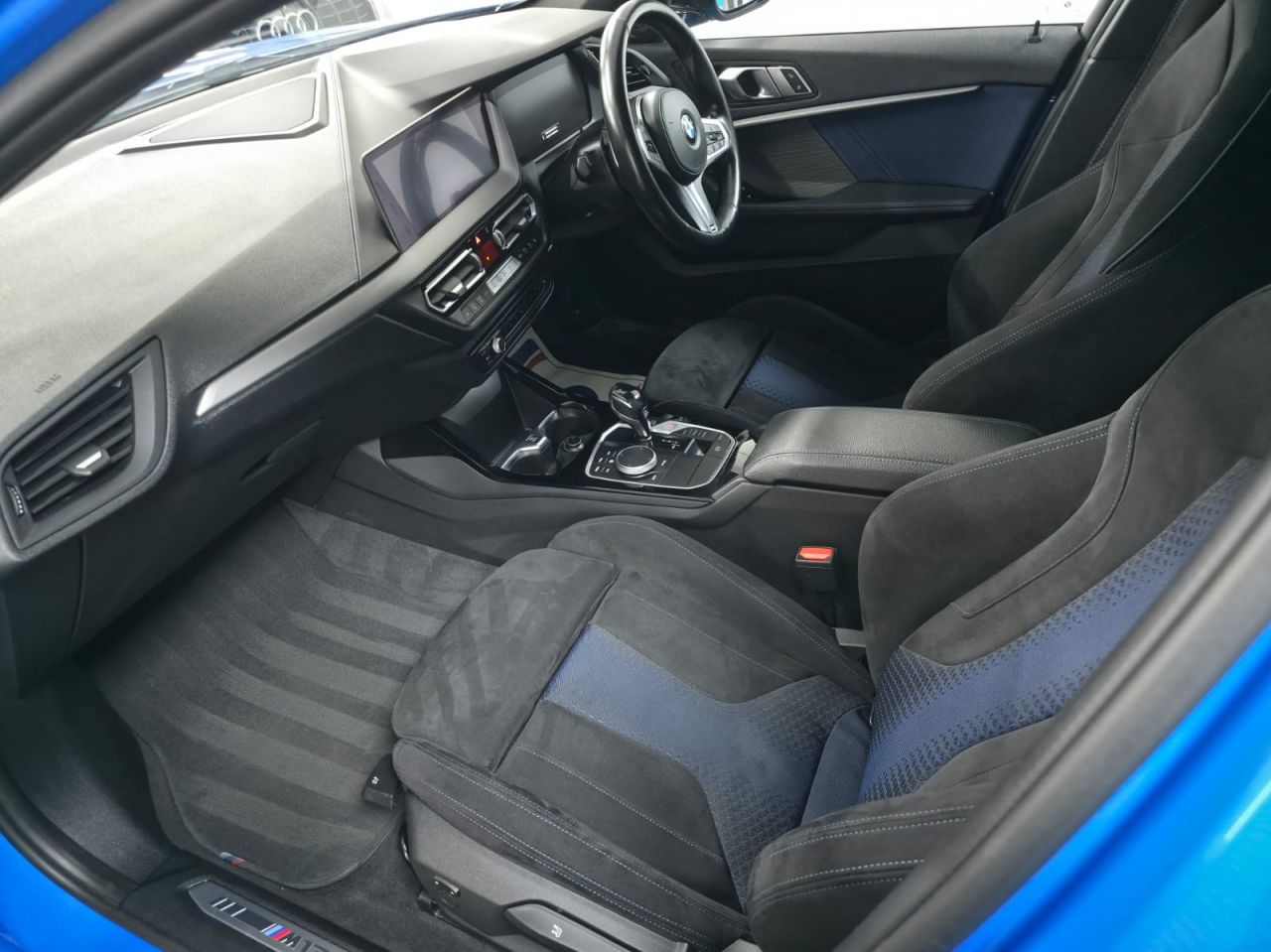2020 BMW 1 SERIES 2.0 M135i Hatchback 5dr Petrol Auto xDrive Euro 6 (s/s) (306 ps) Cruise Con - vehicle photo 11 for sale on PureCar