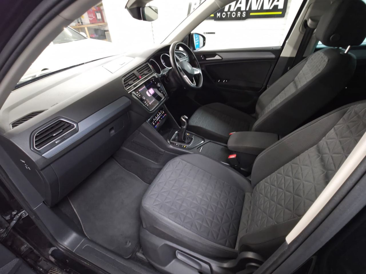 2022 VOLKSWAGEN TIGUAN 1.5 TSI Life SUV 5dr Petrol Manual Euro 6 (s/s) (150 ps) Adaptive Cruise Co - vehicle photo 11 for sale on PureCar