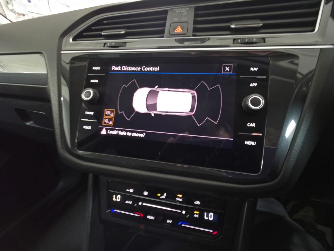 2022 VOLKSWAGEN TIGUAN 1.5 TSI Life SUV 5dr Petrol Manual Euro 6 (s/s) (150 ps) Adaptive Cruise Co - vehicle photo 21 for sale on PureCar