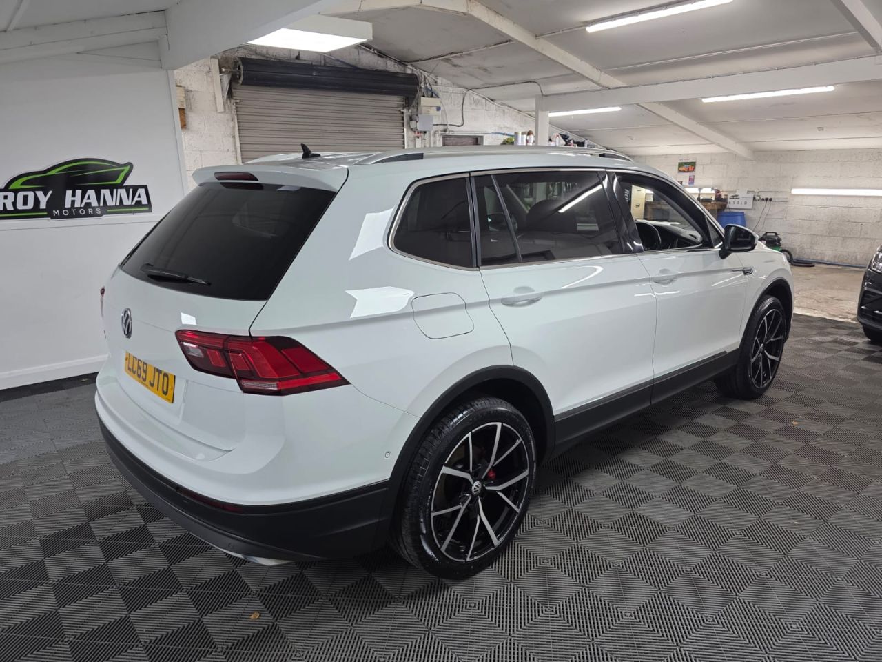 2019 VOLKSWAGEN TIGUAN ALLSPACE 2.0 TDI Match SUV 5dr Diesel Manual Euro 6 (s/s) (150 ps) 2 Owners - Sensor - vehicle photo 6 for sale on PureCar