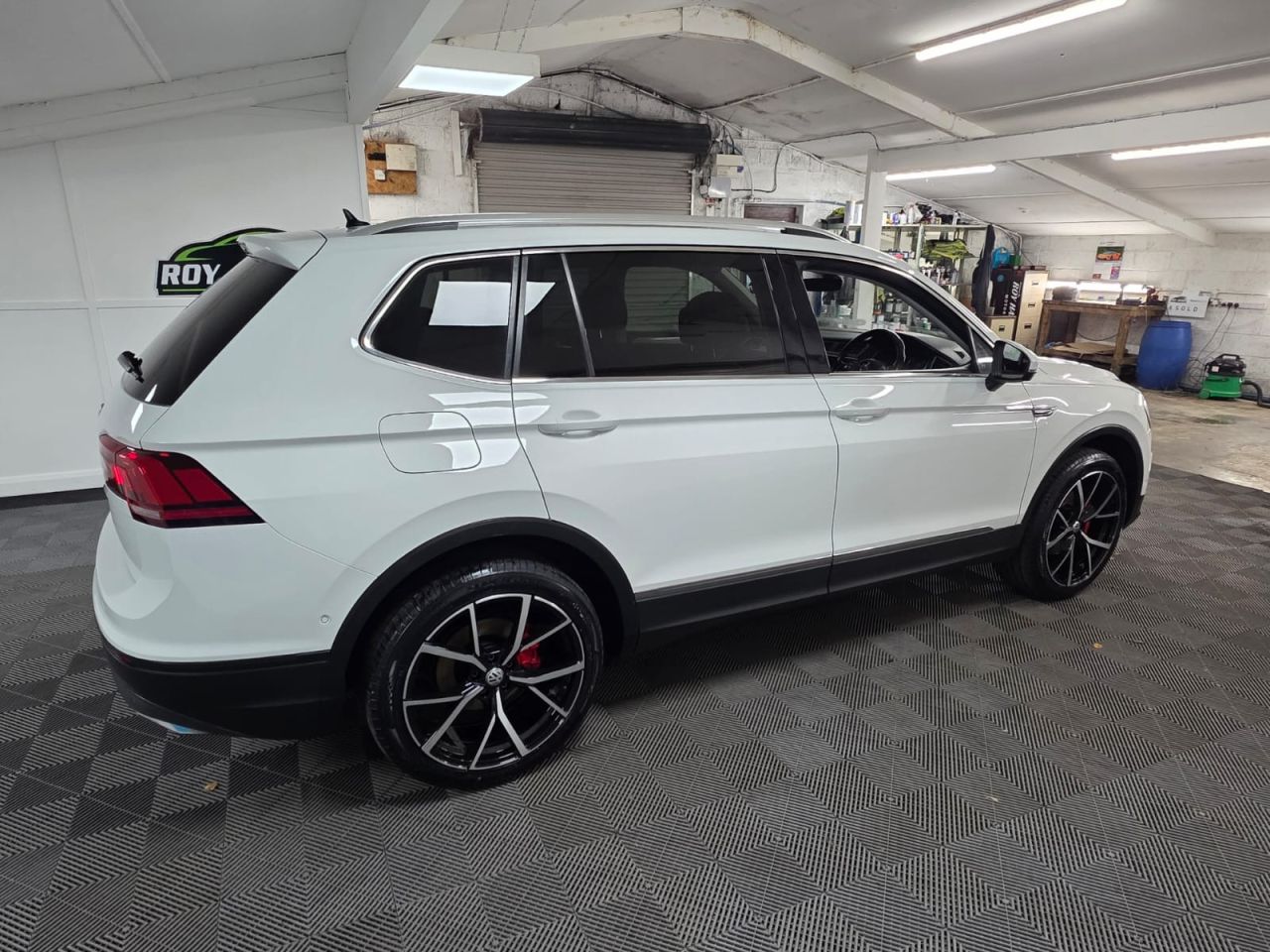 2019 VOLKSWAGEN TIGUAN ALLSPACE 2.0 TDI Match SUV 5dr Diesel Manual Euro 6 (s/s) (150 ps) 2 Owners - Sensor - vehicle photo 7 for sale on PureCar
