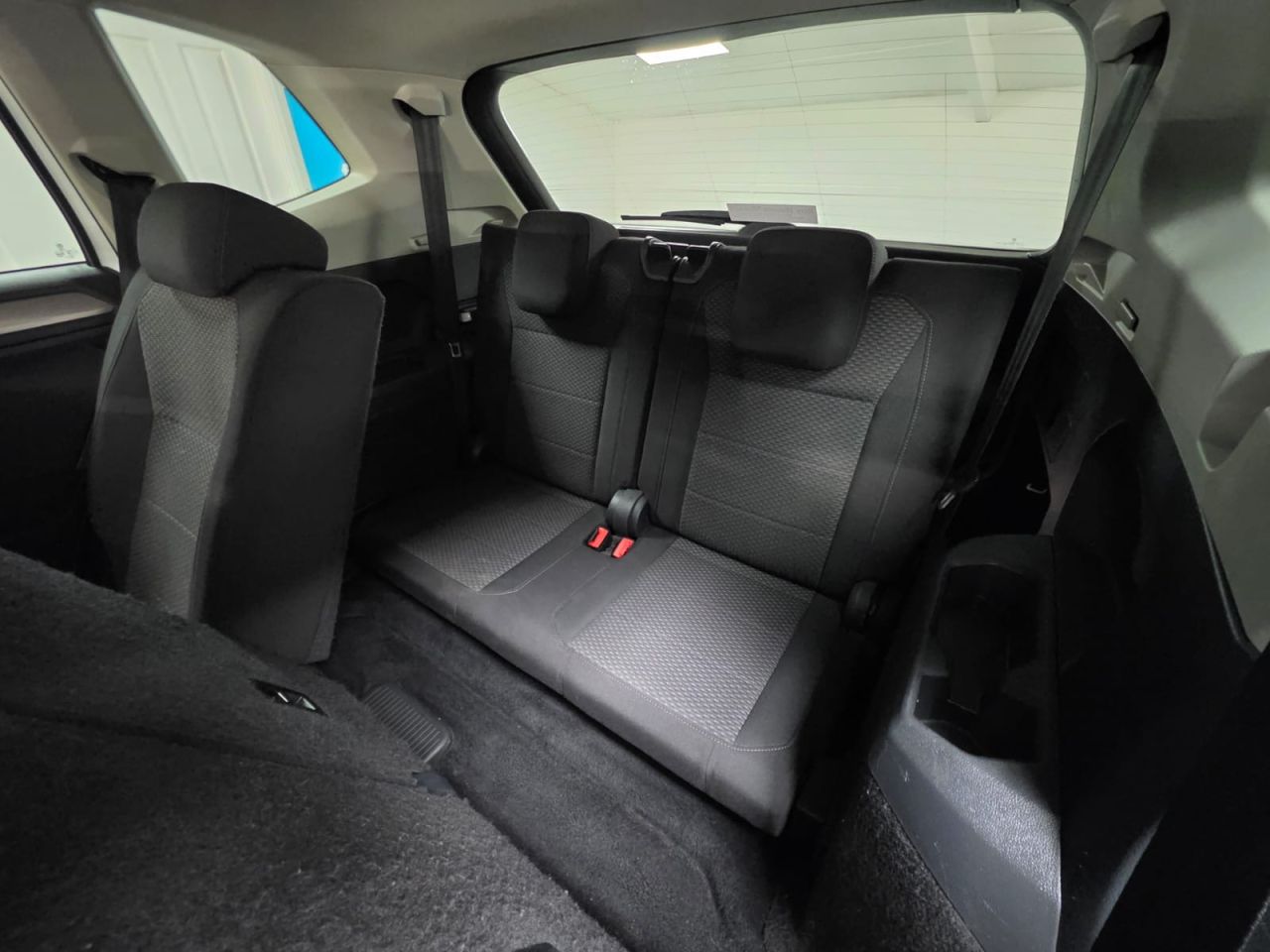 2019 VOLKSWAGEN TIGUAN ALLSPACE 2.0 TDI Match SUV 5dr Diesel Manual Euro 6 (s/s) (150 ps) 2 Owners - Sensor - vehicle photo 15 for sale on PureCar