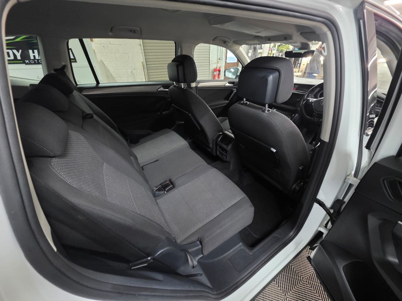 2019 VOLKSWAGEN TIGUAN ALLSPACE 2.0 TDI Match SUV 5dr Diesel Manual Euro 6 (s/s) (150 ps) 2 Owners - Sensor - vehicle photo 20 for sale on PureCar