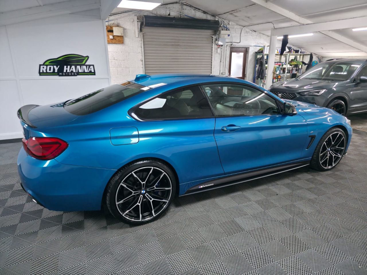 2017 BMW 4 SERIES 3.0 435d M Sport Coupe 2dr Diesel Auto xDrive Euro 6 (s/s) (313 ps) Harman/ - vehicle photo 10 for sale on PureCar