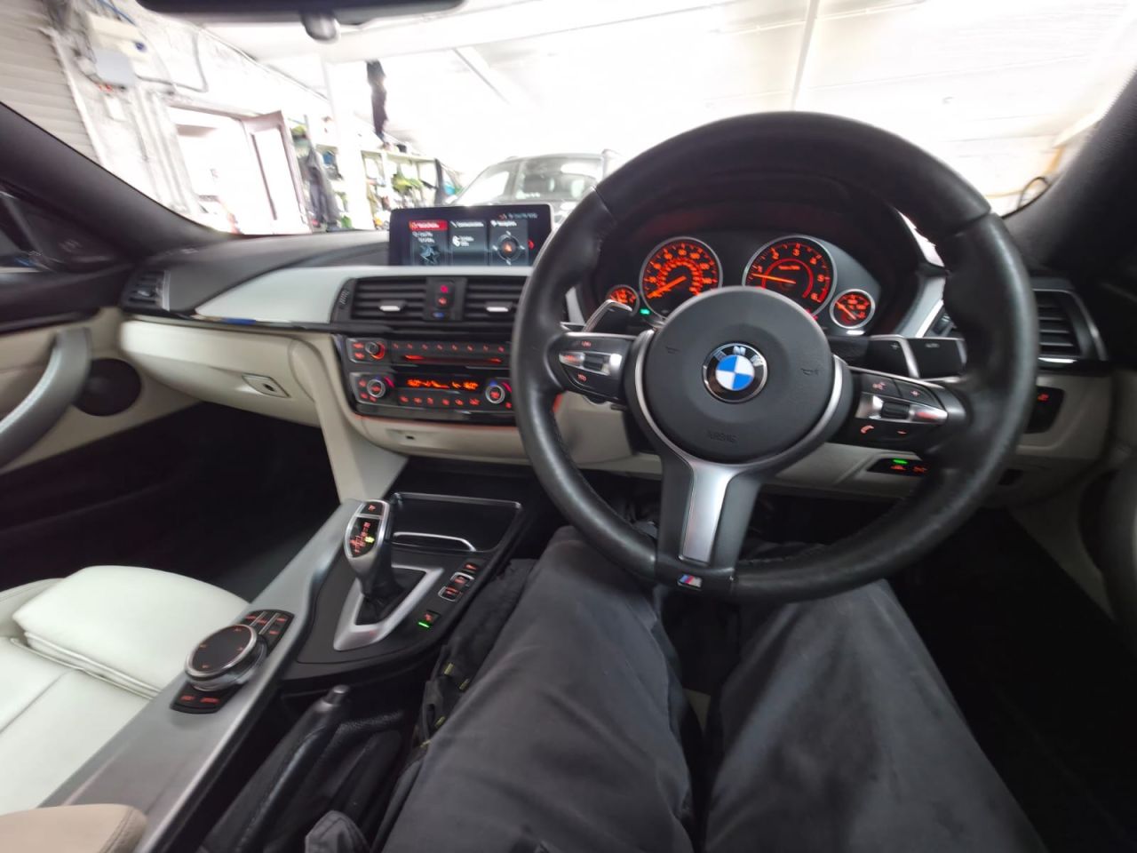 2017 BMW 4 SERIES 3.0 435d M Sport Coupe 2dr Diesel Auto xDrive Euro 6 (s/s) (313 ps) Harman/ - vehicle photo 23 for sale on PureCar