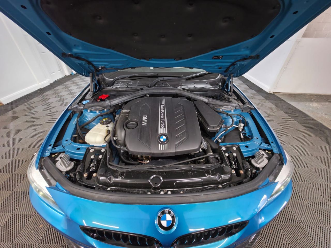 2017 BMW 4 SERIES 3.0 435d M Sport Coupe 2dr Diesel Auto xDrive Euro 6 (s/s) (313 ps) Harman/ - vehicle photo 24 for sale on PureCar
