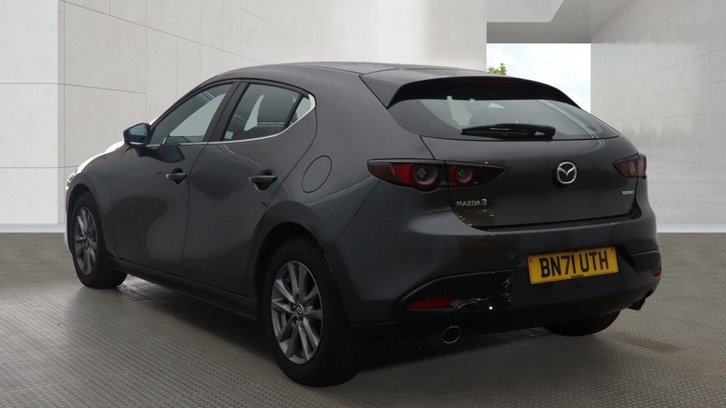 2021 Mazda Mazda3 — image 3