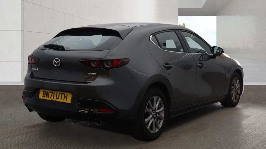 2021 Mazda Mazda3 — image 4