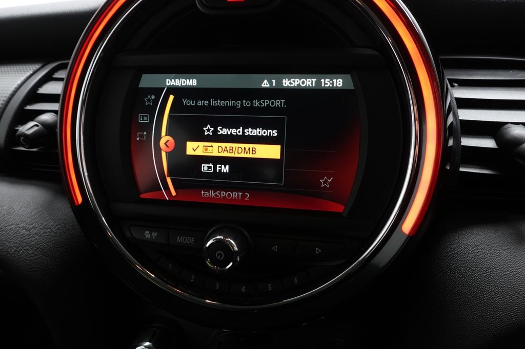 2018 MINI Hatch — image 14