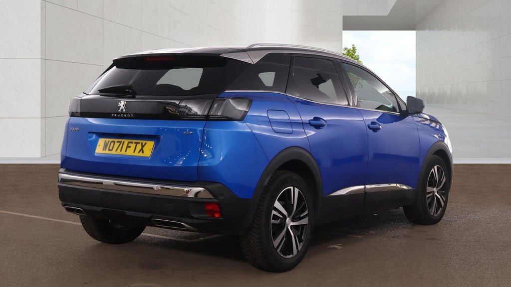 2021 Peugeot 3008 — image 4