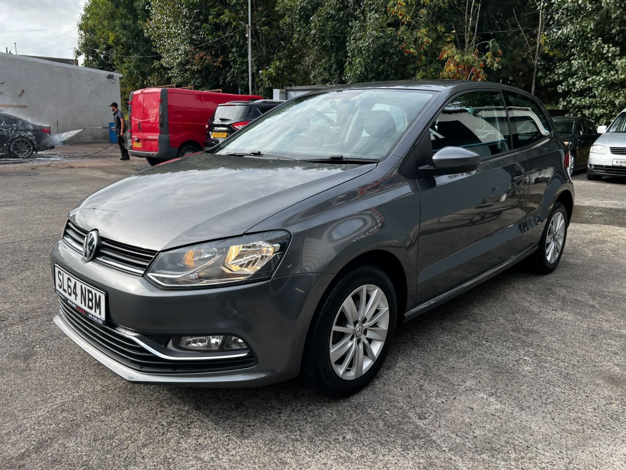 2014 VOLKSWAGEN POLO 1.2 TSI BlueMotion Tech SE Hatchback 3dr Petrol Manual Euro 6 (s/s) (90 ps) - vehicle photo 3 for sale on PureCar