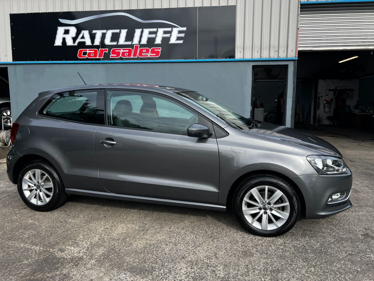 2014 VOLKSWAGEN POLO 1.2 TSI BlueMotion Tech SE Hatchback 3dr Petrol Manual Euro 6 (s/s) (90 ps) - vehicle photo 7 for sale on PureCar