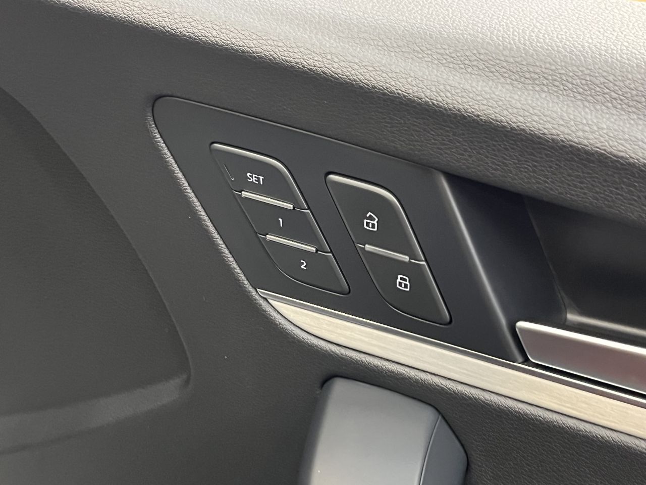 2019 AUDI Q5 40 TDI S line SUV 5dr Diesel S Tronic quattro Euro 6 (s/s) (190 ps) - vehicle photo 18 for sale on PureCar