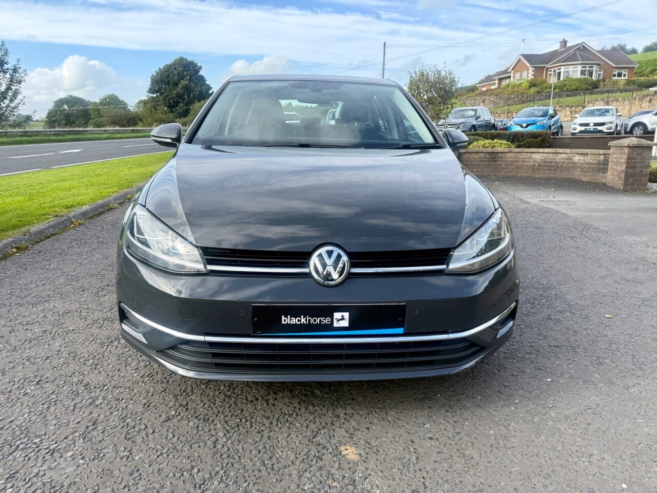 2017 VOLKSWAGEN GOLF 1.6 TDI SE Nav Diesel (ONLY 52000 MILES) - vehicle photo 3 for sale on PureCar