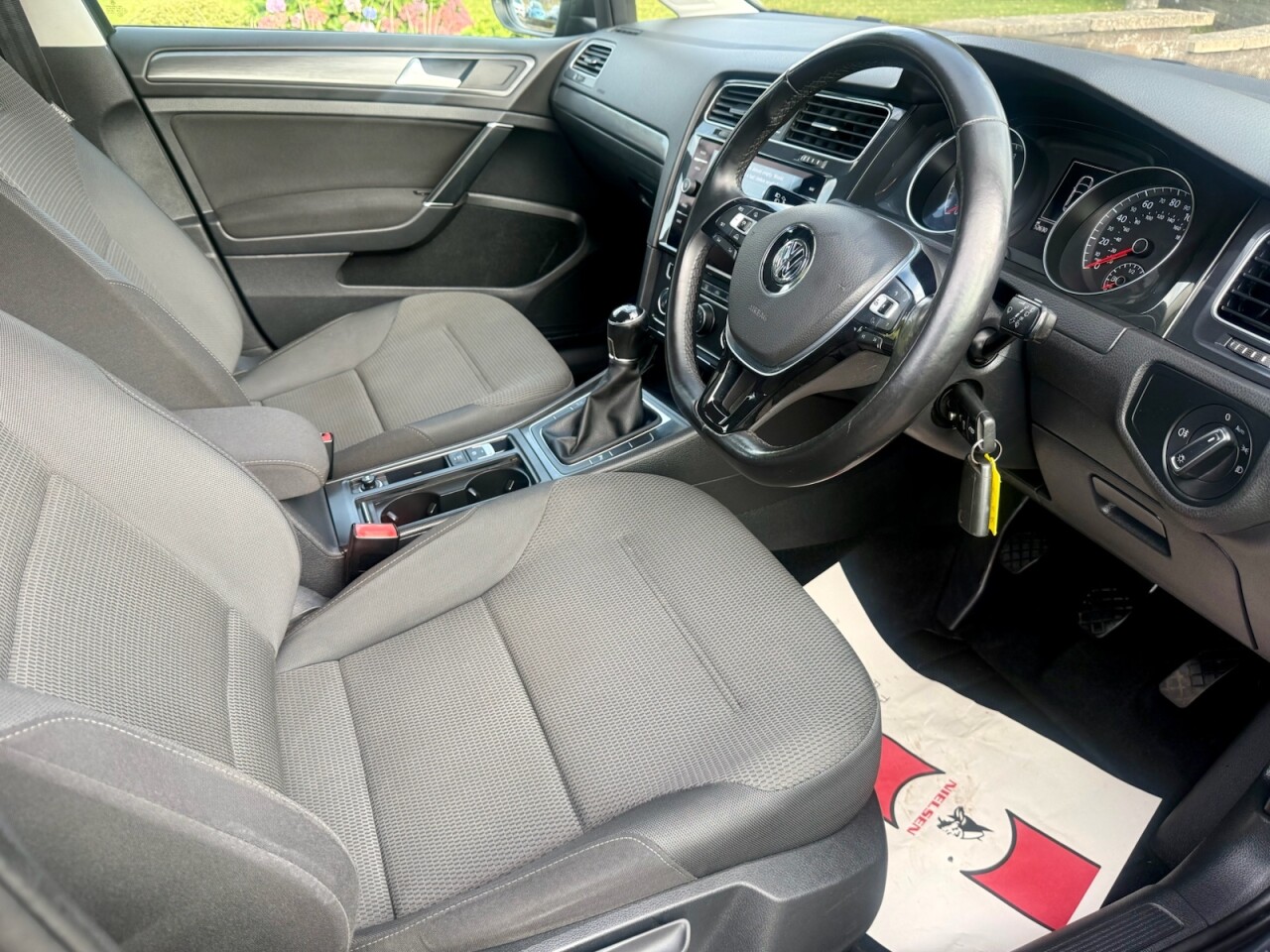 2017 VOLKSWAGEN GOLF 1.6 TDI SE Nav Diesel (ONLY 52000 MILES) - vehicle photo 8 for sale on PureCar