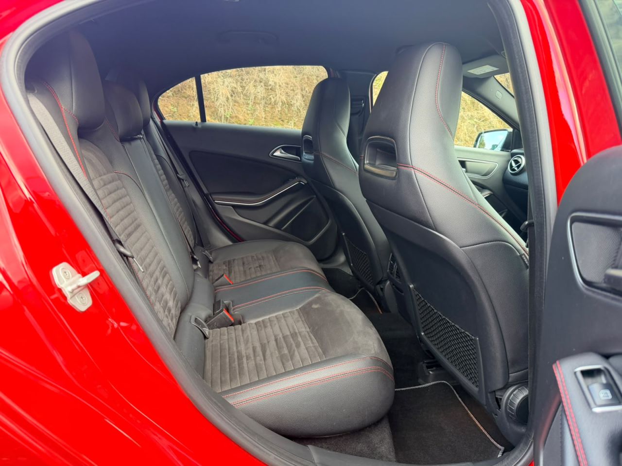 2016 MERCEDES A CLASS 2.1 A200d AMG Line (Executive) Hatchback 5dr Diesel 7G-DCT Euro 6 (s/s) (13 - vehicle photo 10 for sale on PureCar