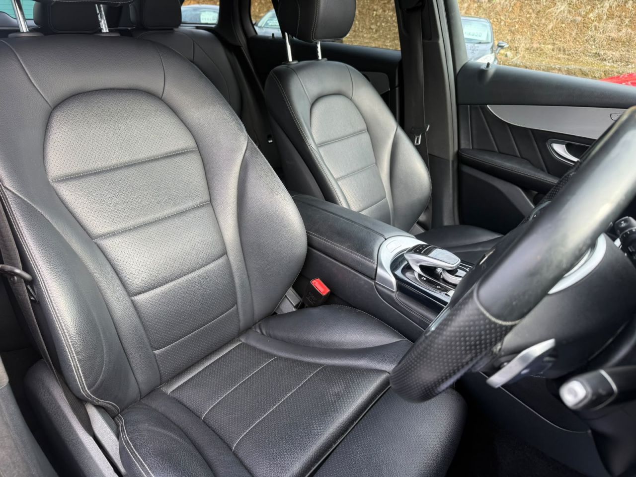 2016 MERCEDES GLC 2.1 GLC220d AMG Line SUV 5dr Diesel G-Tronic 4MATIC Euro 6 (s/s) (170 ps) - vehicle photo 15 for sale on PureCar